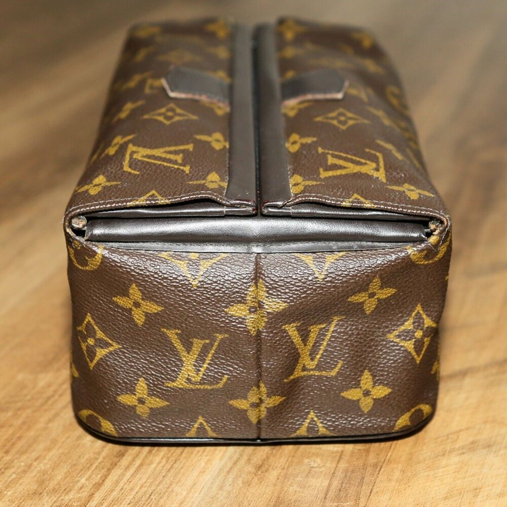 Vintage Brown Monogram Dopp Kit
